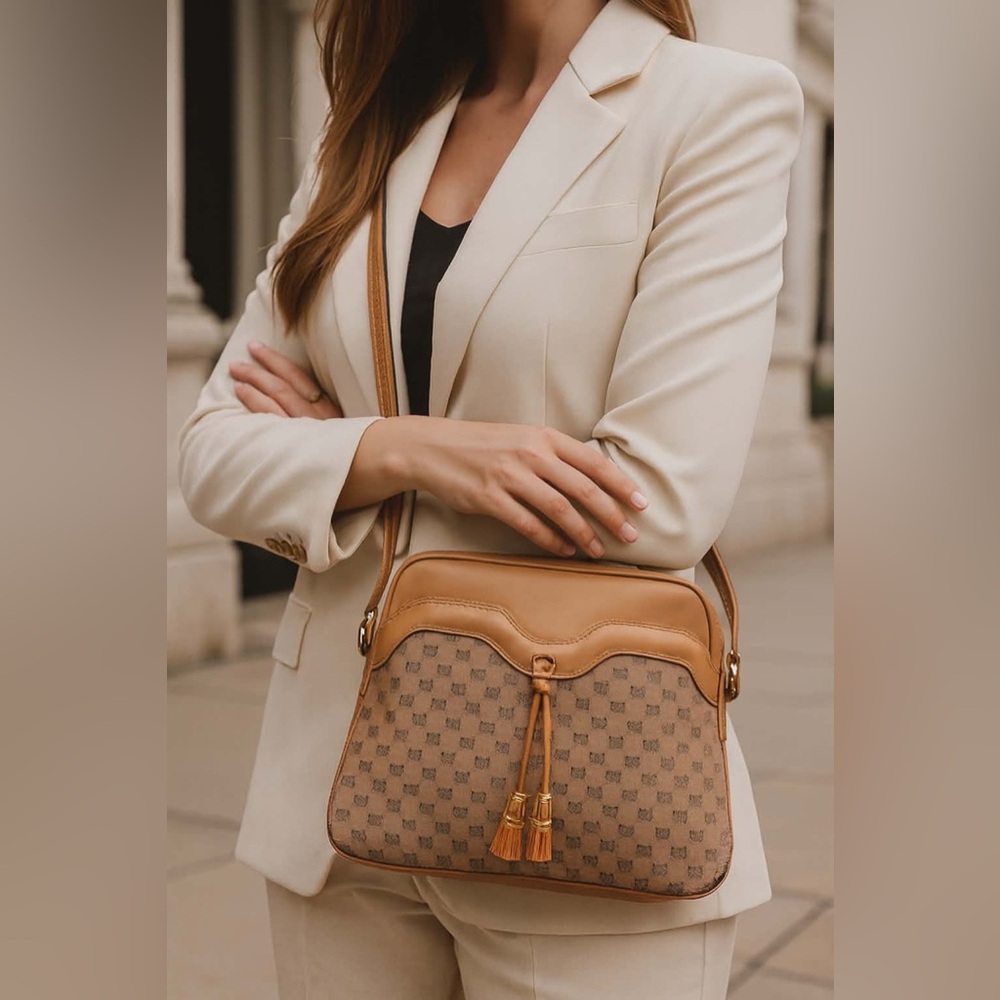GUCCI Shoulder Bag GG Vintage